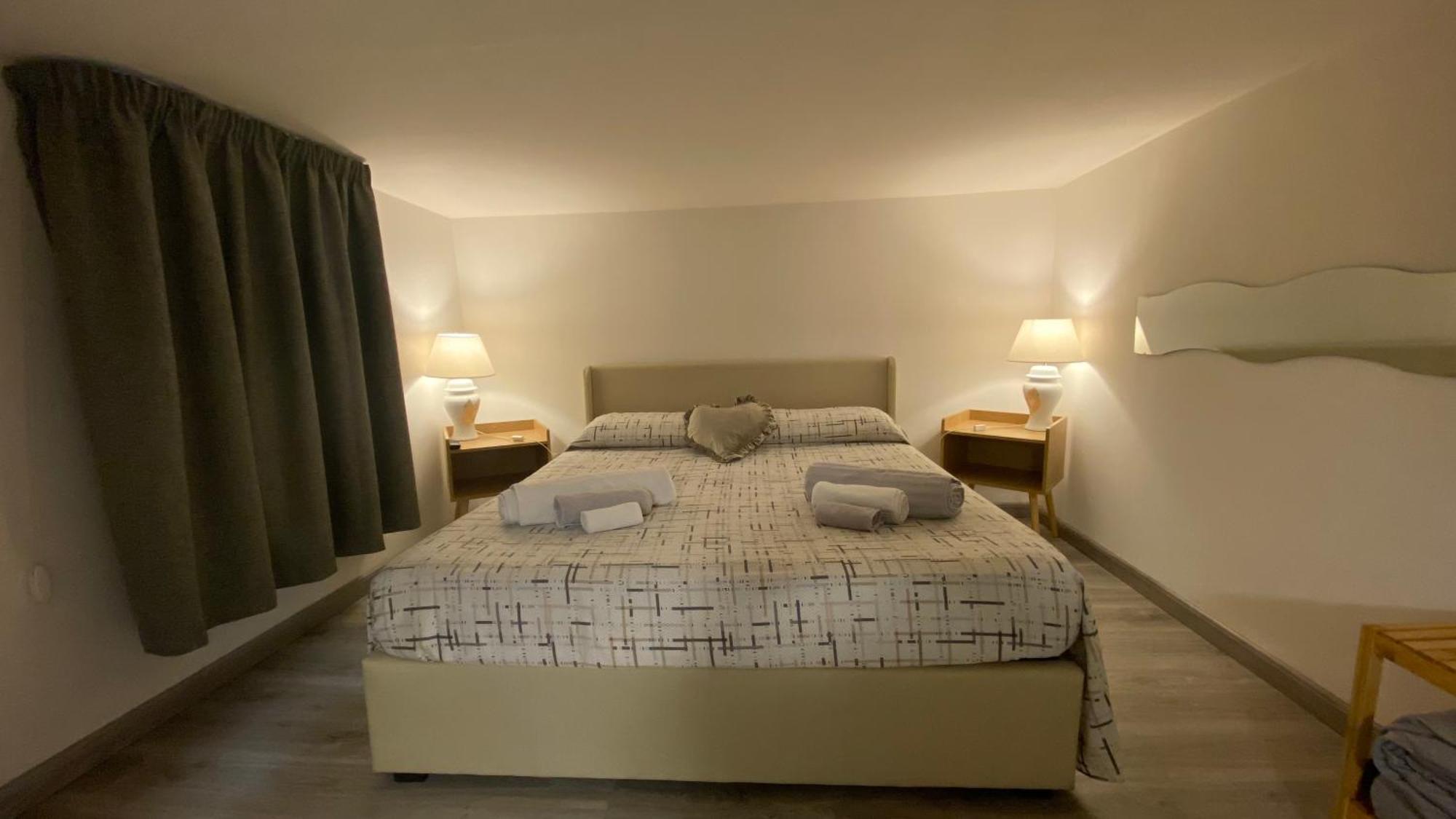 Sweet Home Apartment City Center カターニア エクステリア 写真